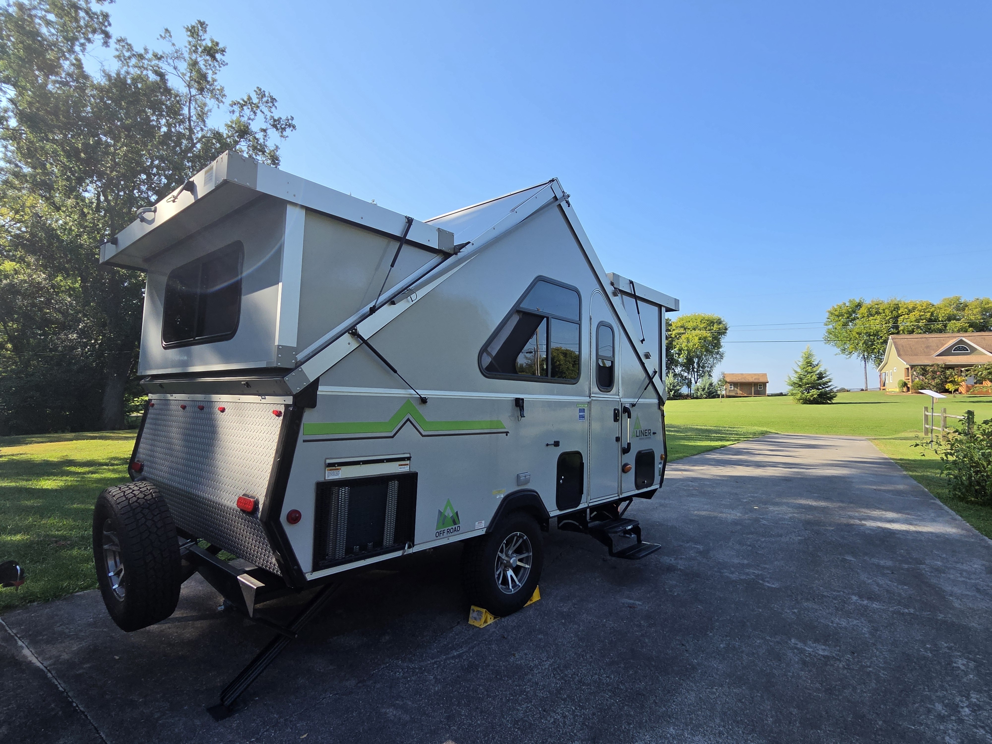 2022 Aliner EXPEDITION REAR SOFA in benton TN