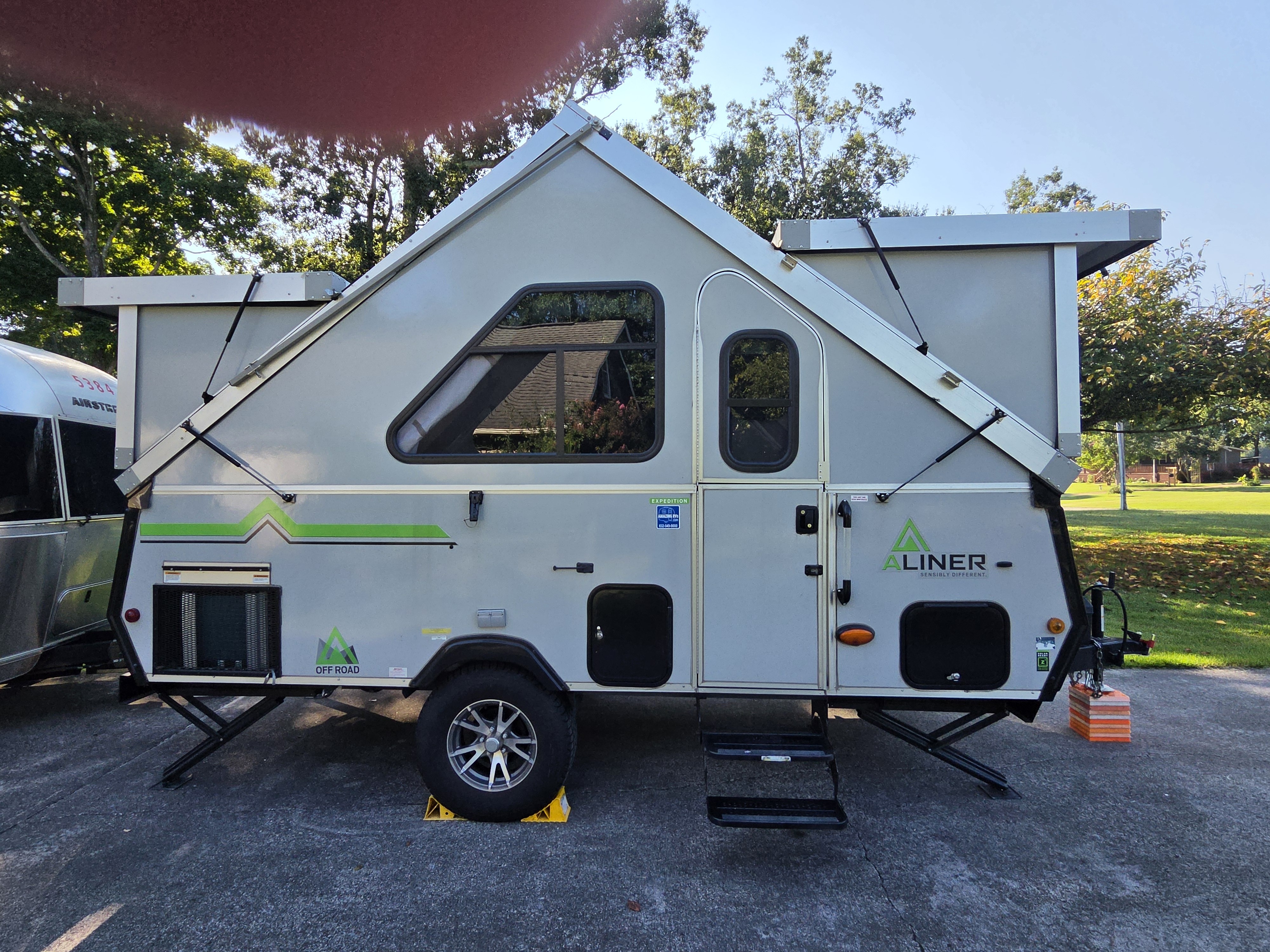 2022 Aliner EXPEDITION REAR SOFA RV