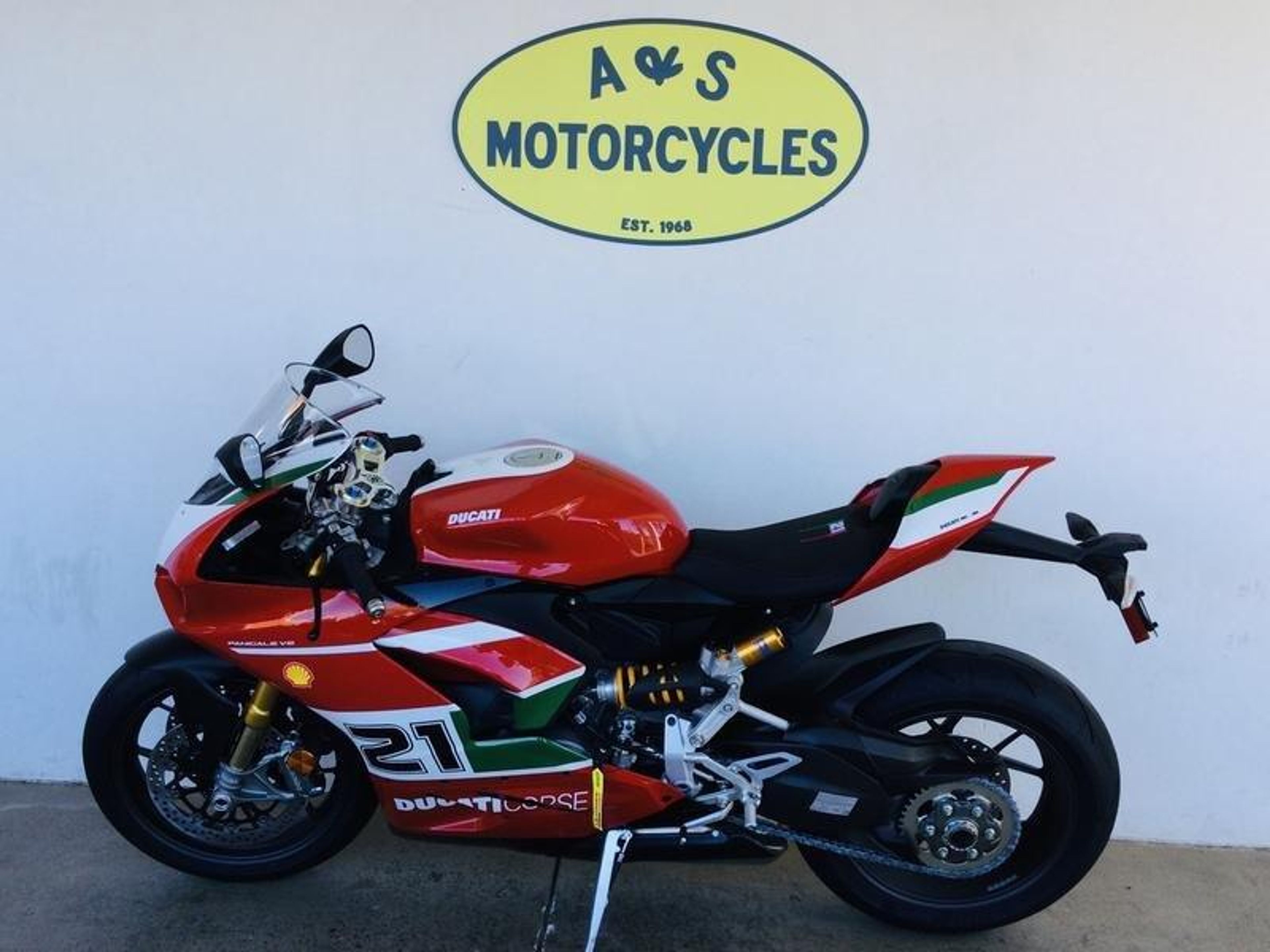 2024 Ducati PANIGALE V2 V2 in Roseville, CA