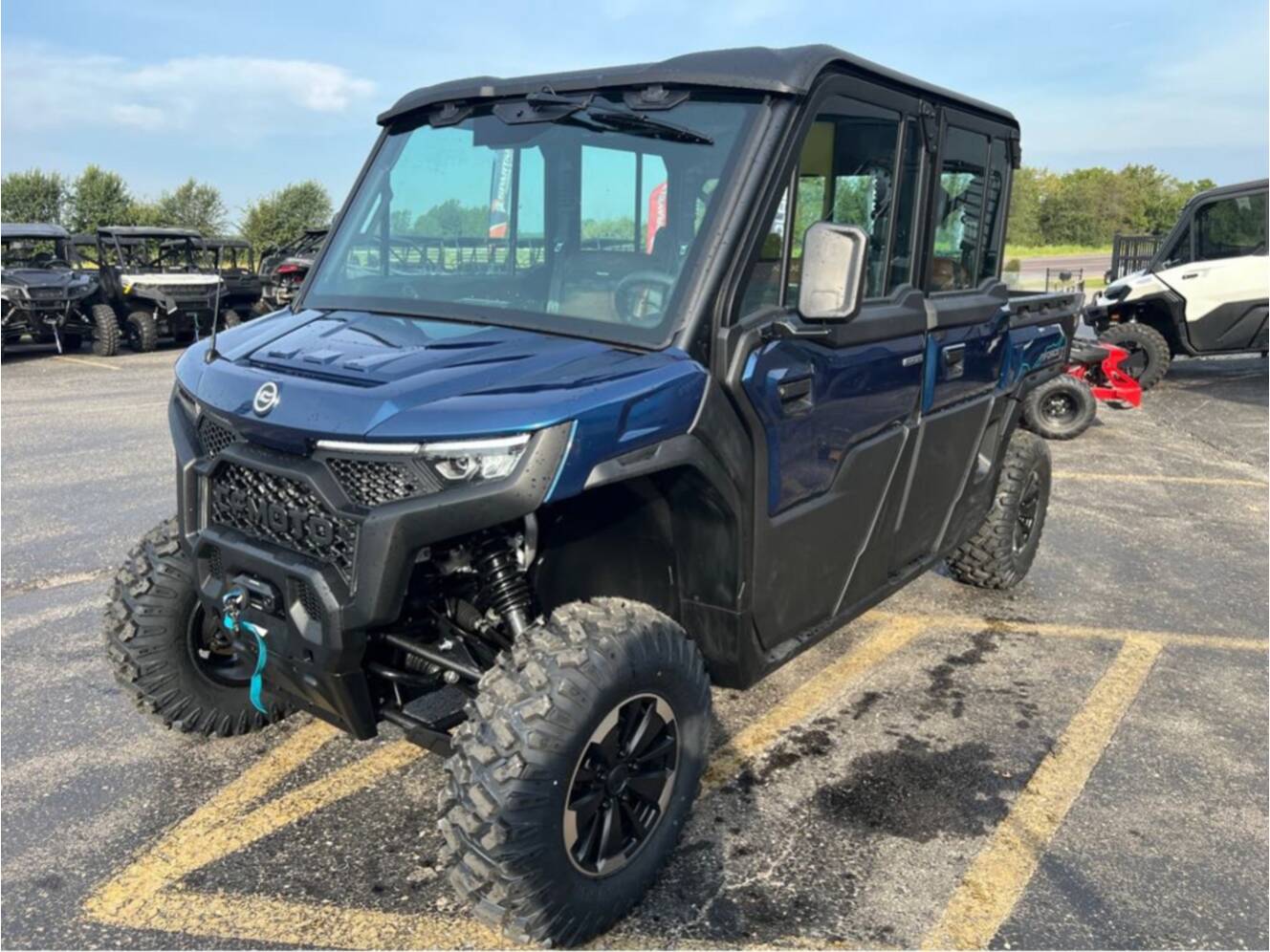 A photo of this 2027 CFMOTO UFORCE U10 XL PRO HIGHLAND EPS CF1000UZ-8LK-EPS