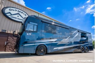 2025 FORETRAVEL REALM PRESIDENTIAL SERIES LVB