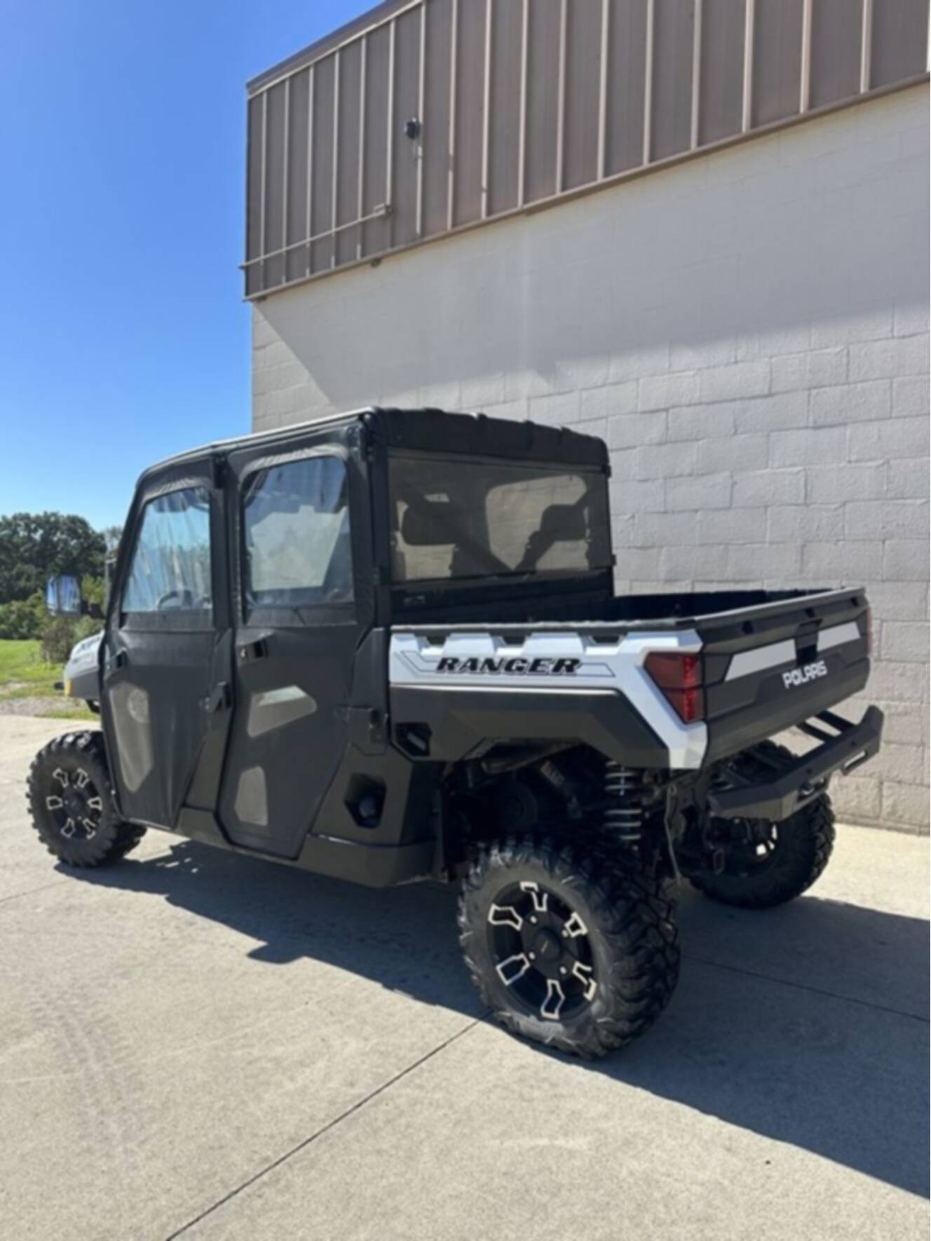 A photo of this 2022 Polaris Ranger Crew XP 1000 Premium