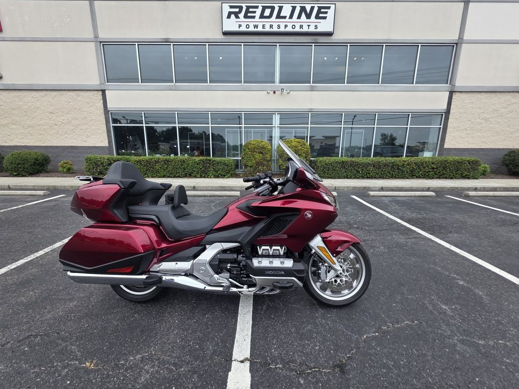 2018 Honda Gold Wing Tour Candy Ardent Red 1800 TOUR in Prince George, VA