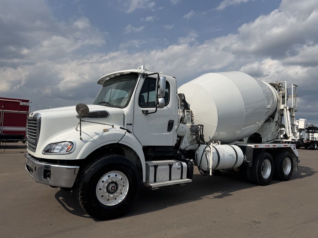 2021 FREIGHTLINER 114SD BECK MIXER in Rice, MN