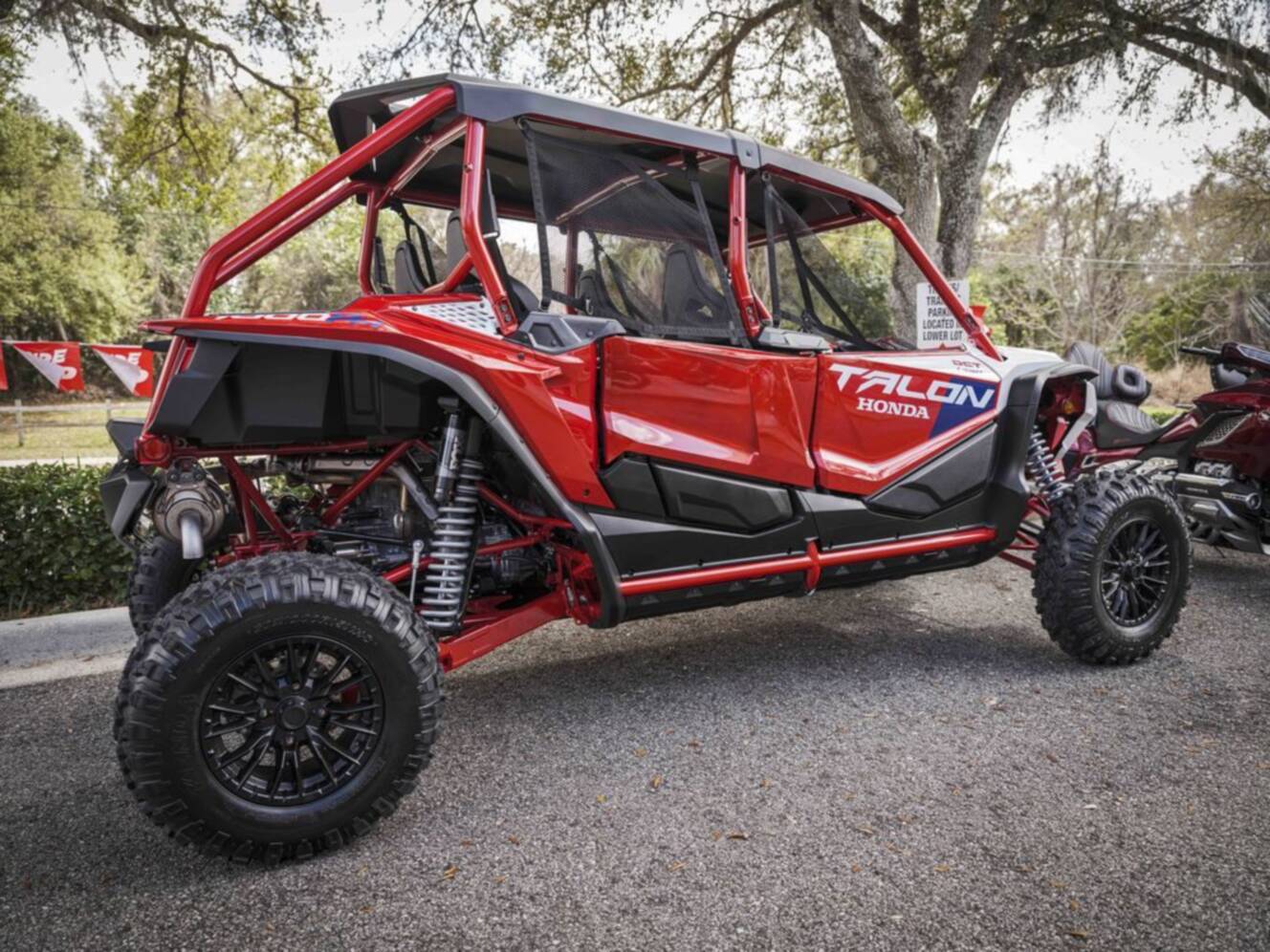 A photo of this 2026 Honda® Talon 1000R-4 FOX Live Valve