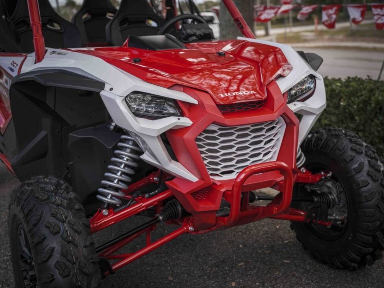 A photo of this 2026 Honda® Talon 1000R-4 FOX Live Valve