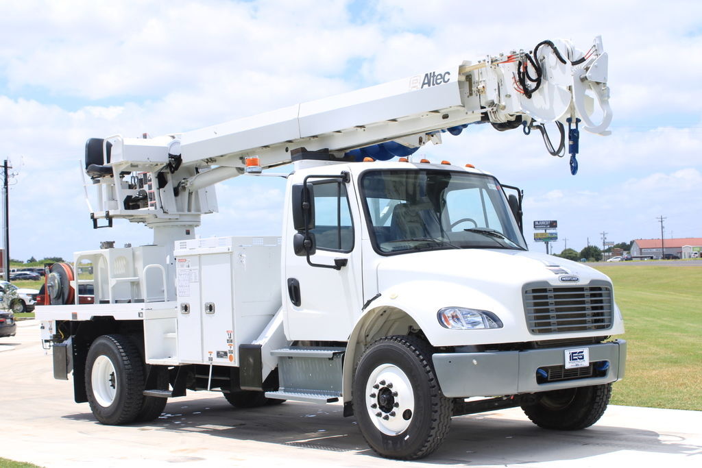 2020 Freightliner M2 / Altec DC47-TR in Bryan, TX