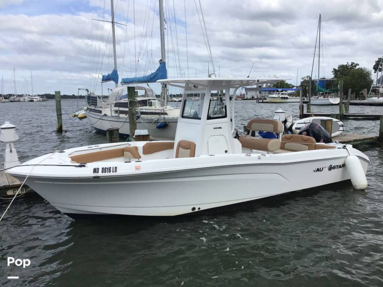 A photo of this 2025 Nauticstar 242 OSL