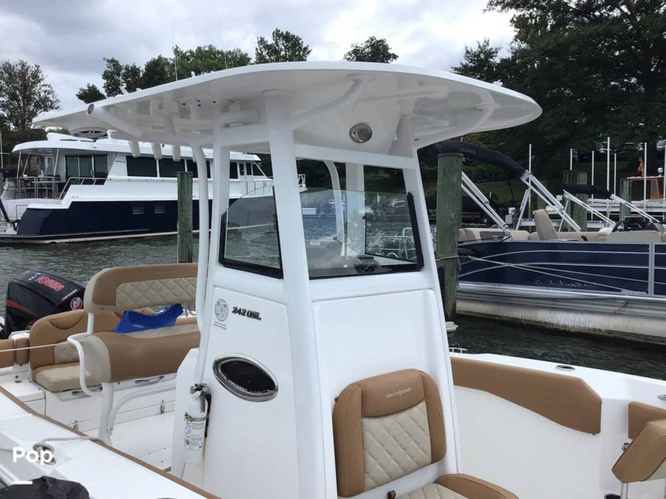 A photo of this 2025 Nauticstar 242 OSL