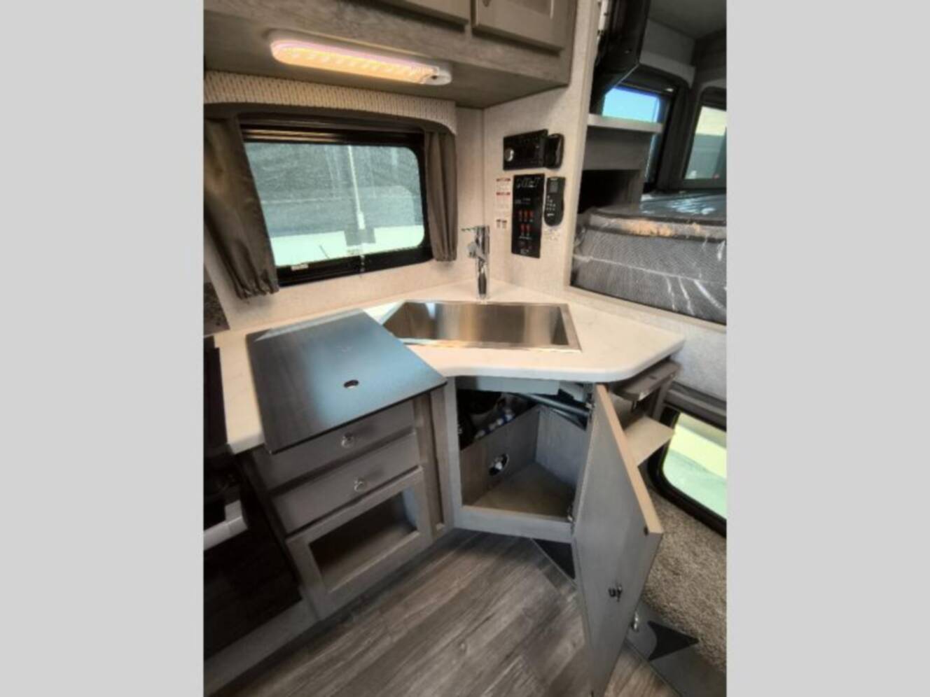 A photo of this 2027 Northwood Arctic Fox 990
