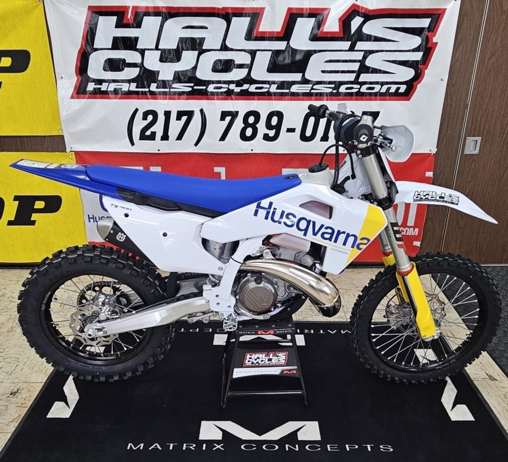 2027 Husqvarna® TX 300 300 in Springfield, IL