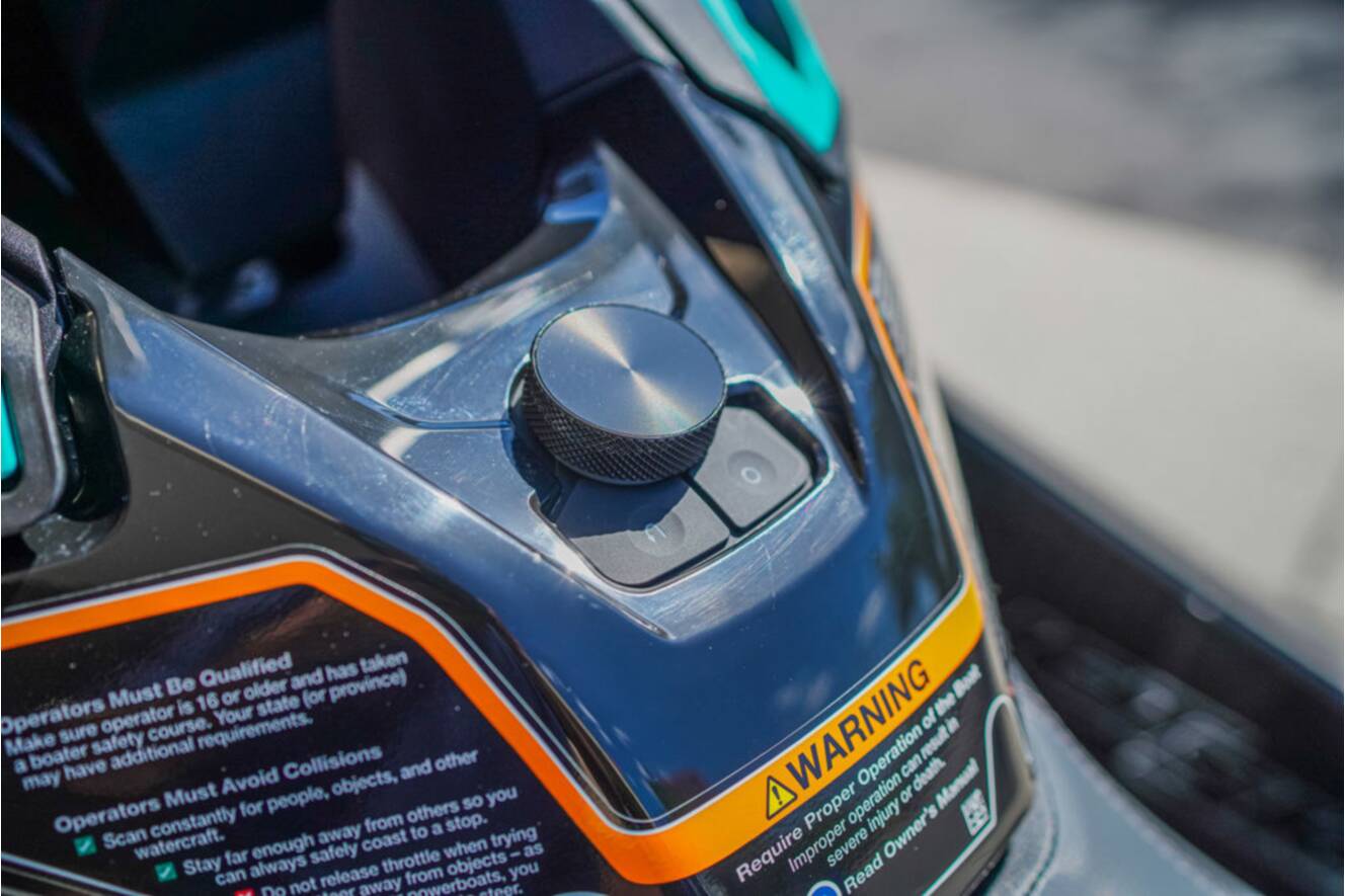 A photo of this 2026 Kawasaki Jet Ski® Ultra® 310 LX-S