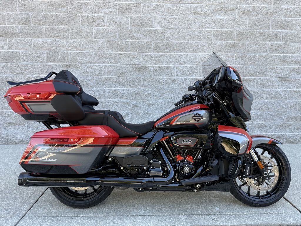 2026 Harley-Davidson® FLHXLSE - CVO Street Glide® Limited CVO LIMITED in Orange Park, FL