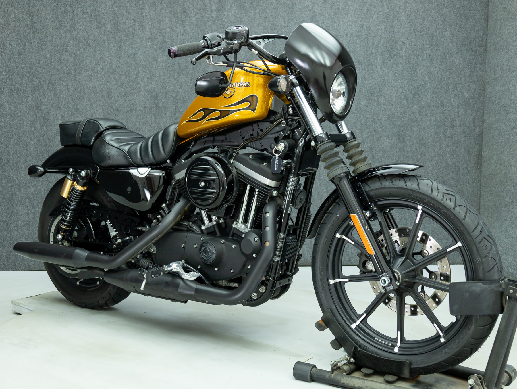2016 Harley Davidson XL883N SPORTSTER 883 IRON IRON in Coxsackie, NY
