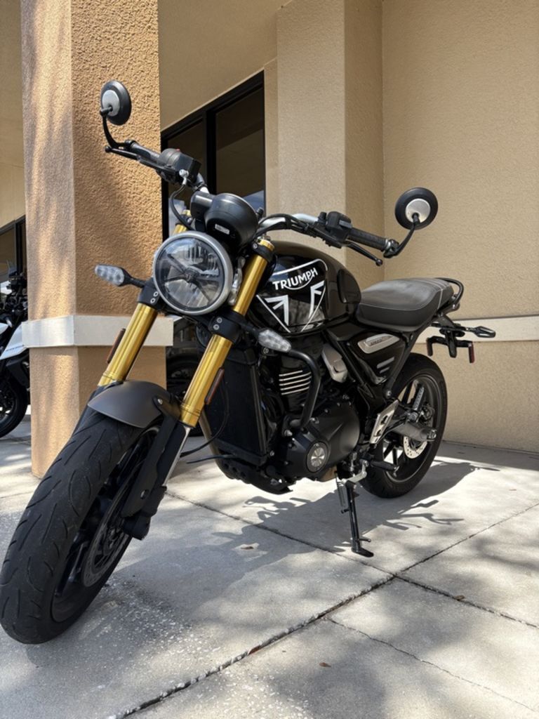 2024 Triumph Speed 400 Phantom Black / Storm Grey BASE in Orlando, FL
