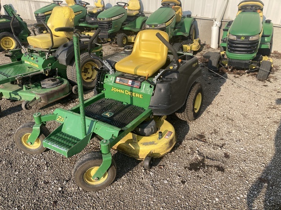 2010 John Deere Z225 in Hillsboro, OH