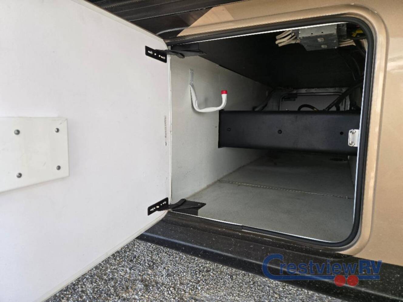 A photo of this 2017 Thor Motor Coach Palazzo 35.1