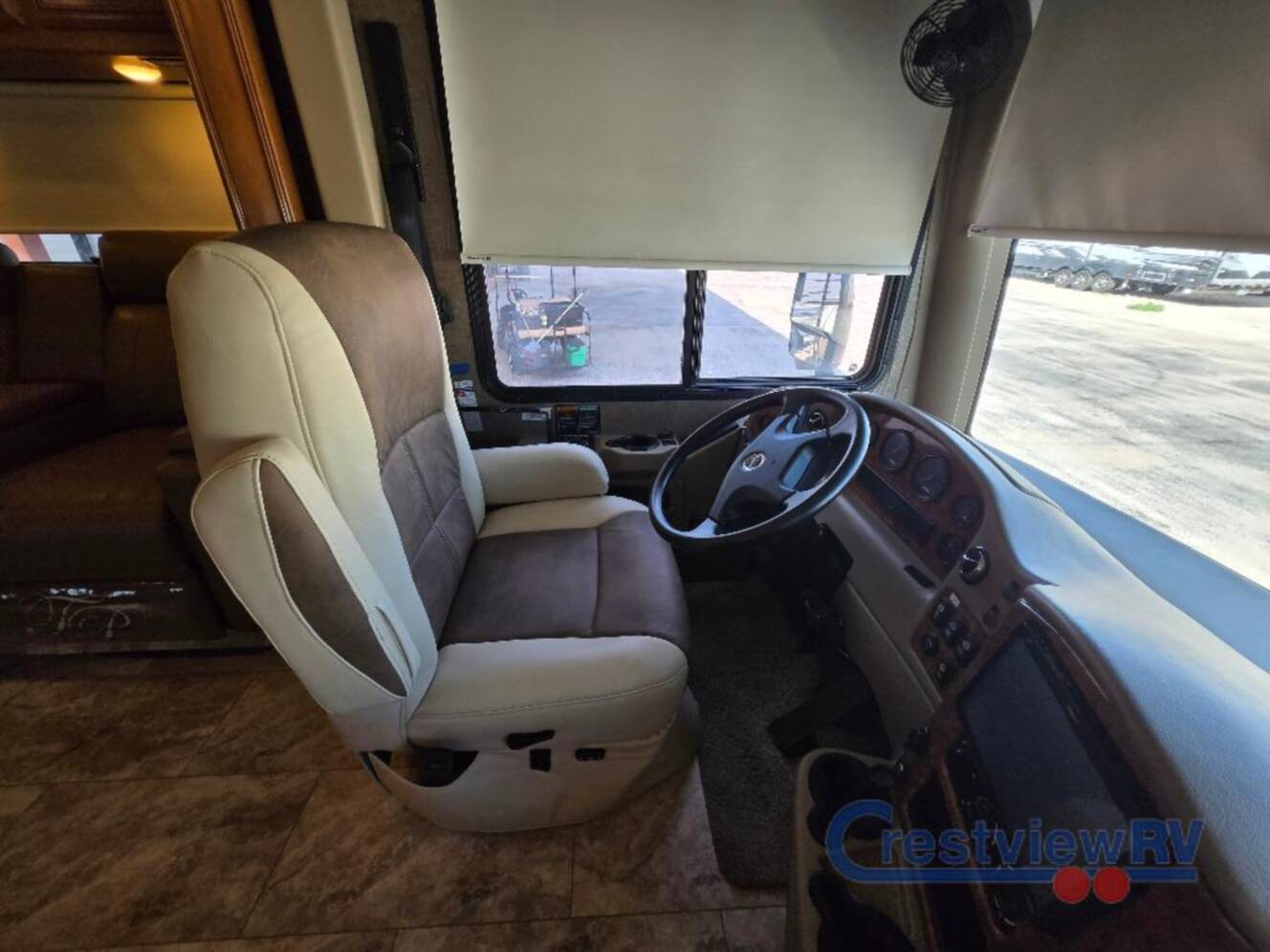A photo of this 2017 Thor Motor Coach Palazzo 35.1