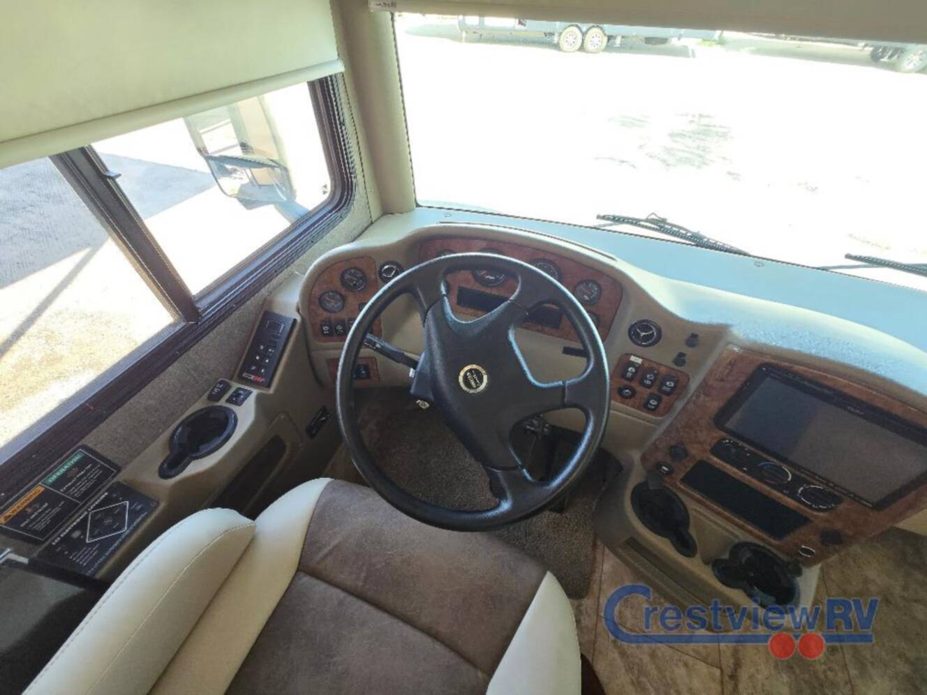 A photo of this 2017 Thor Motor Coach Palazzo 35.1