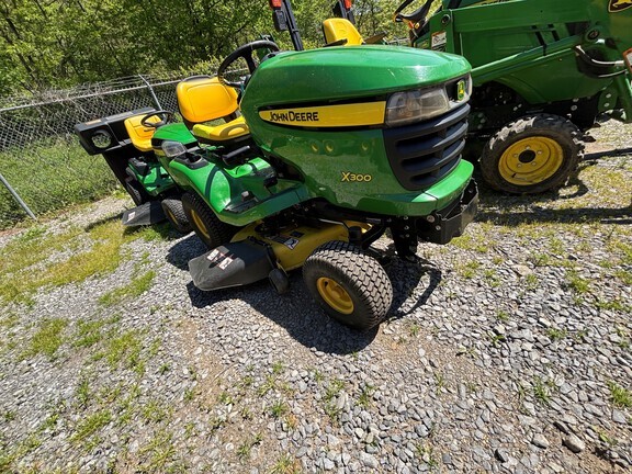 John Deere X300 in New Philadelphia, OH