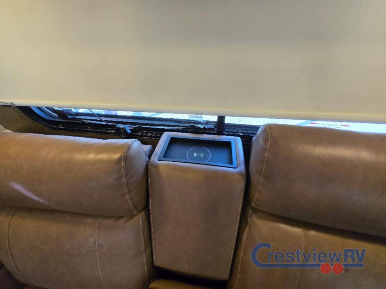 A photo of this 2017 Thor Motor Coach Palazzo 35.1