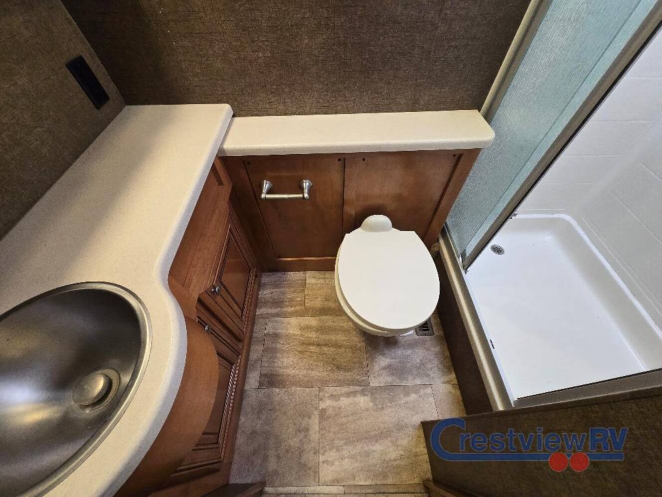 A photo of this 2017 Thor Motor Coach Palazzo 35.1