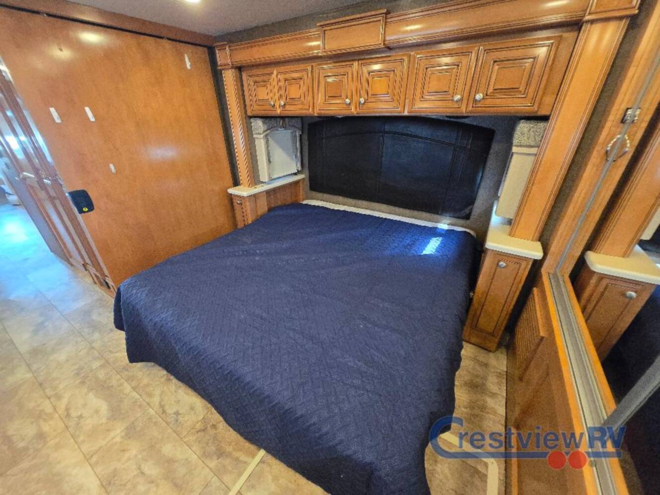 A photo of this 2017 Thor Motor Coach Palazzo 35.1