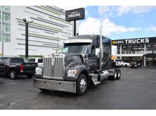 Commercial Truck Trader Spotlight: Kenworth W990 image