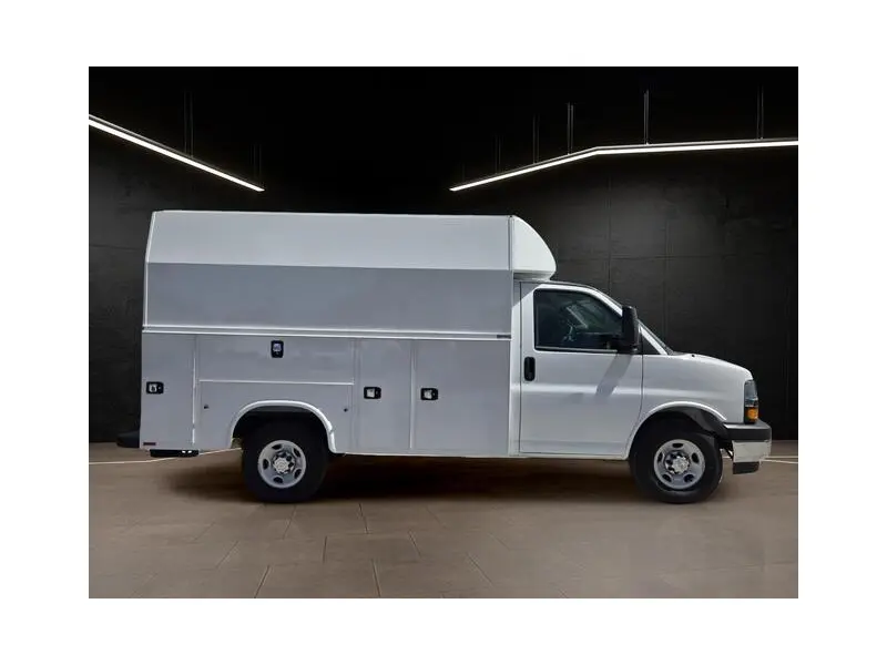 2026 CHEVROLET EXPRESS