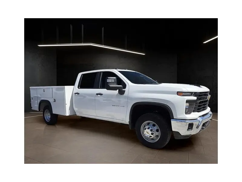 2025 CHEVROLET SILVERADO 3500