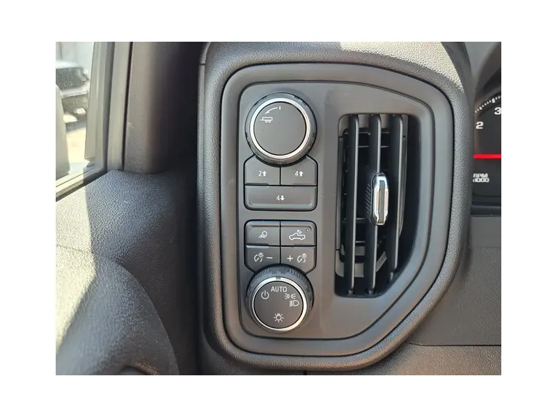 2025 CHEVROLET SILVERADO 3500