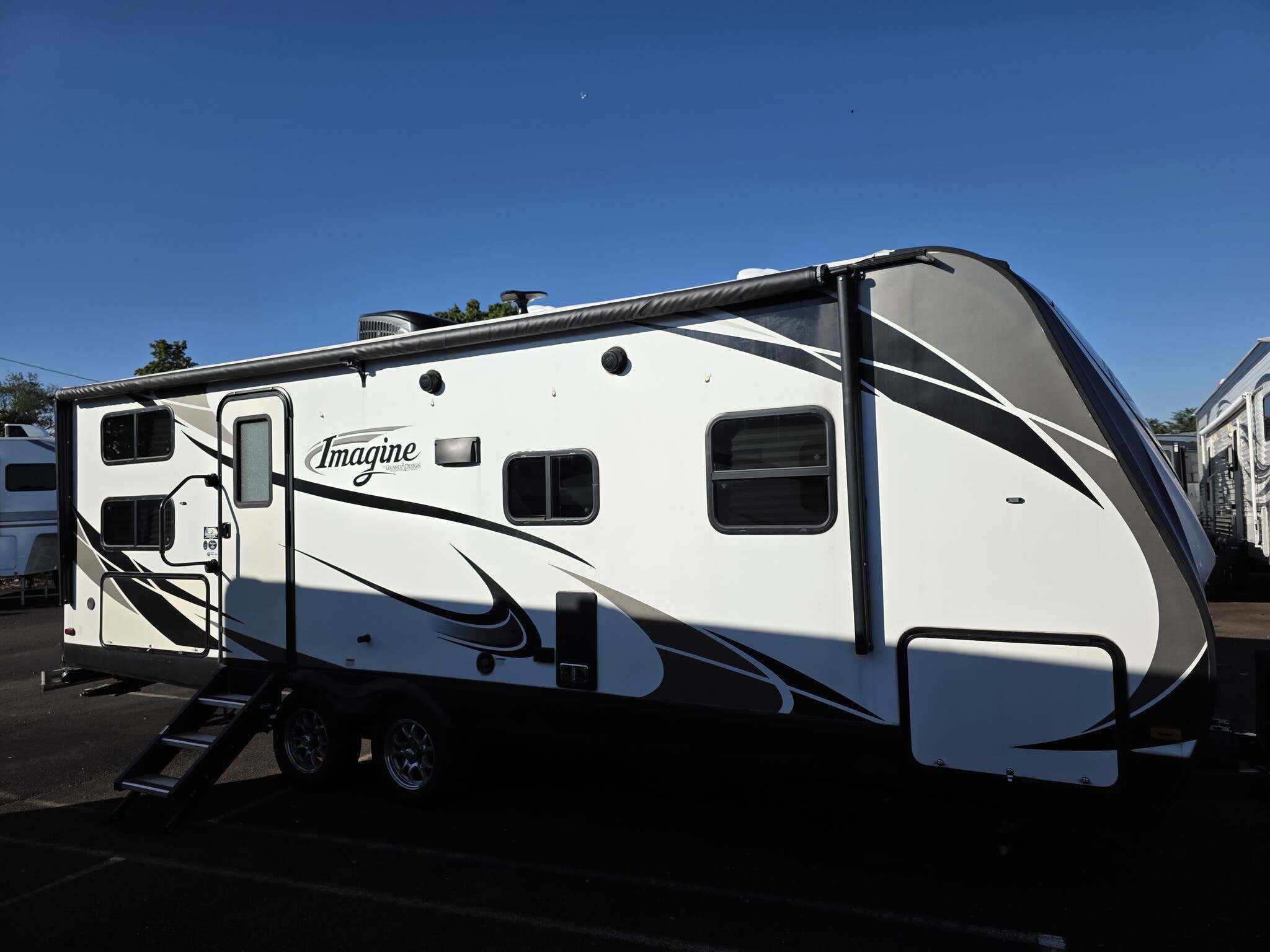 2018 Grand Design Imagine 2400BH in souderton PA