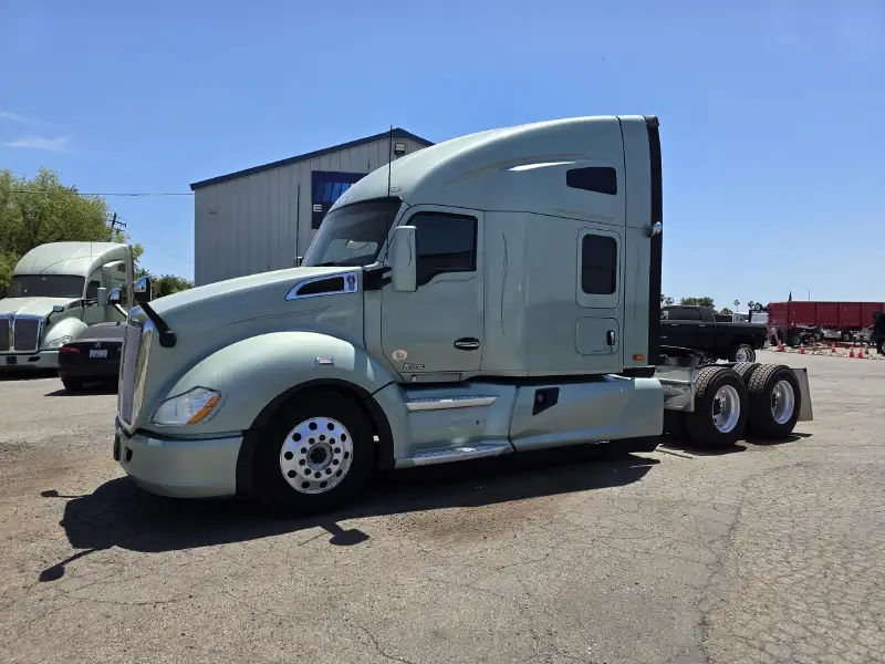 2021 KENWORTH T680