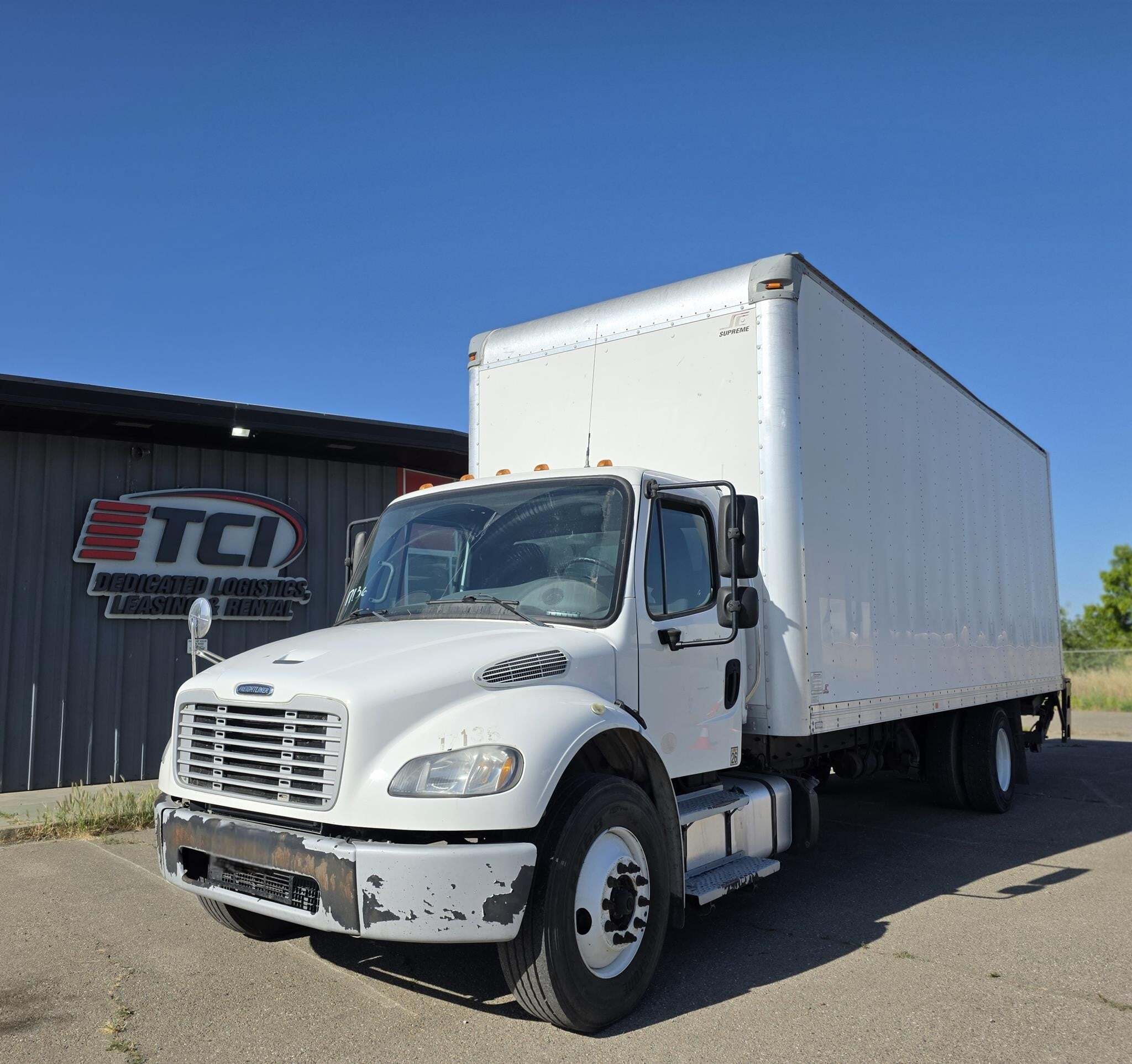 2017 FREIGHTLINER BUSINESS CLASS M2 106 in Stockton, CA