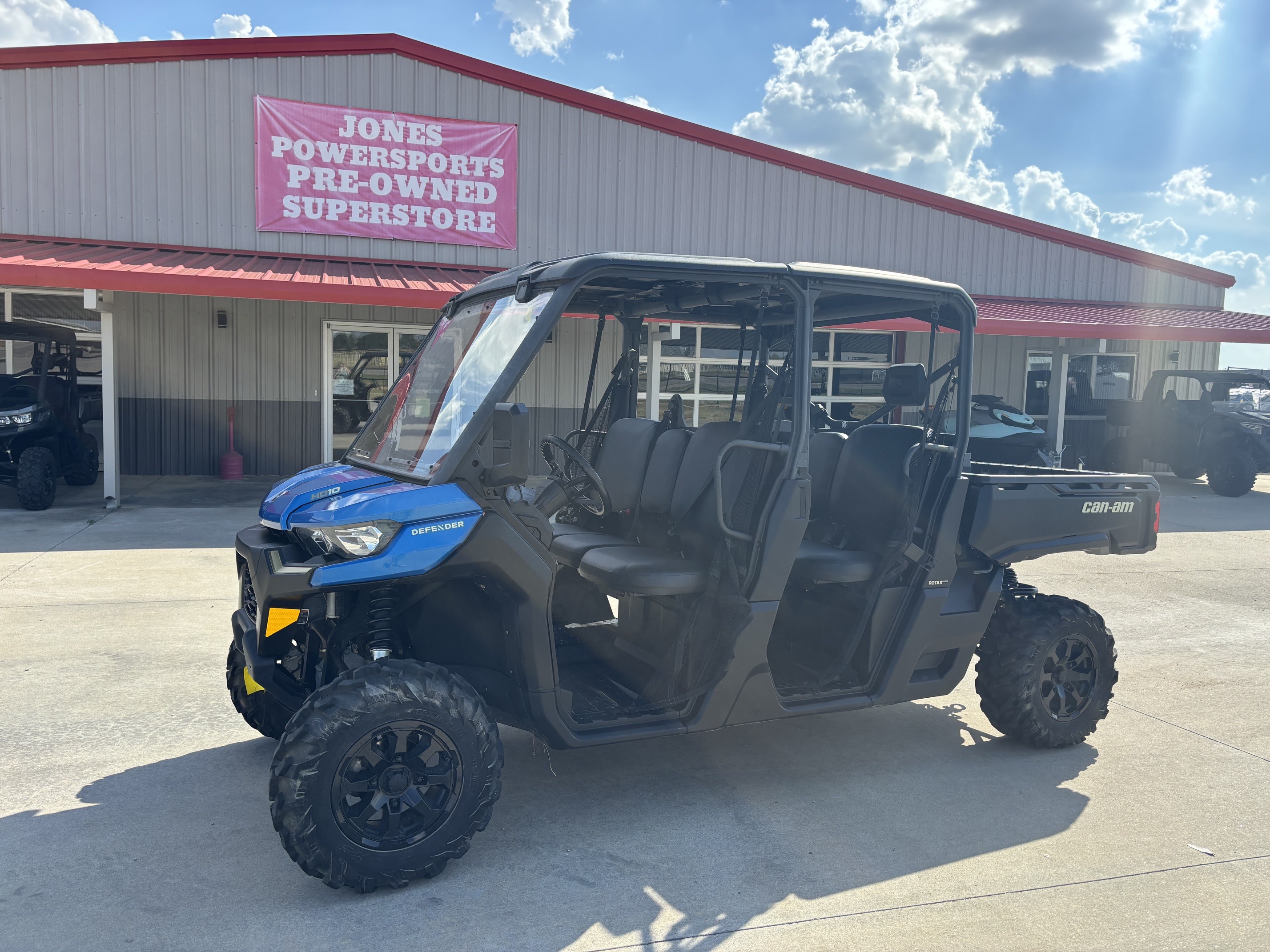 2023 Can-Am Defender MAX DPS HD10 in durant OK