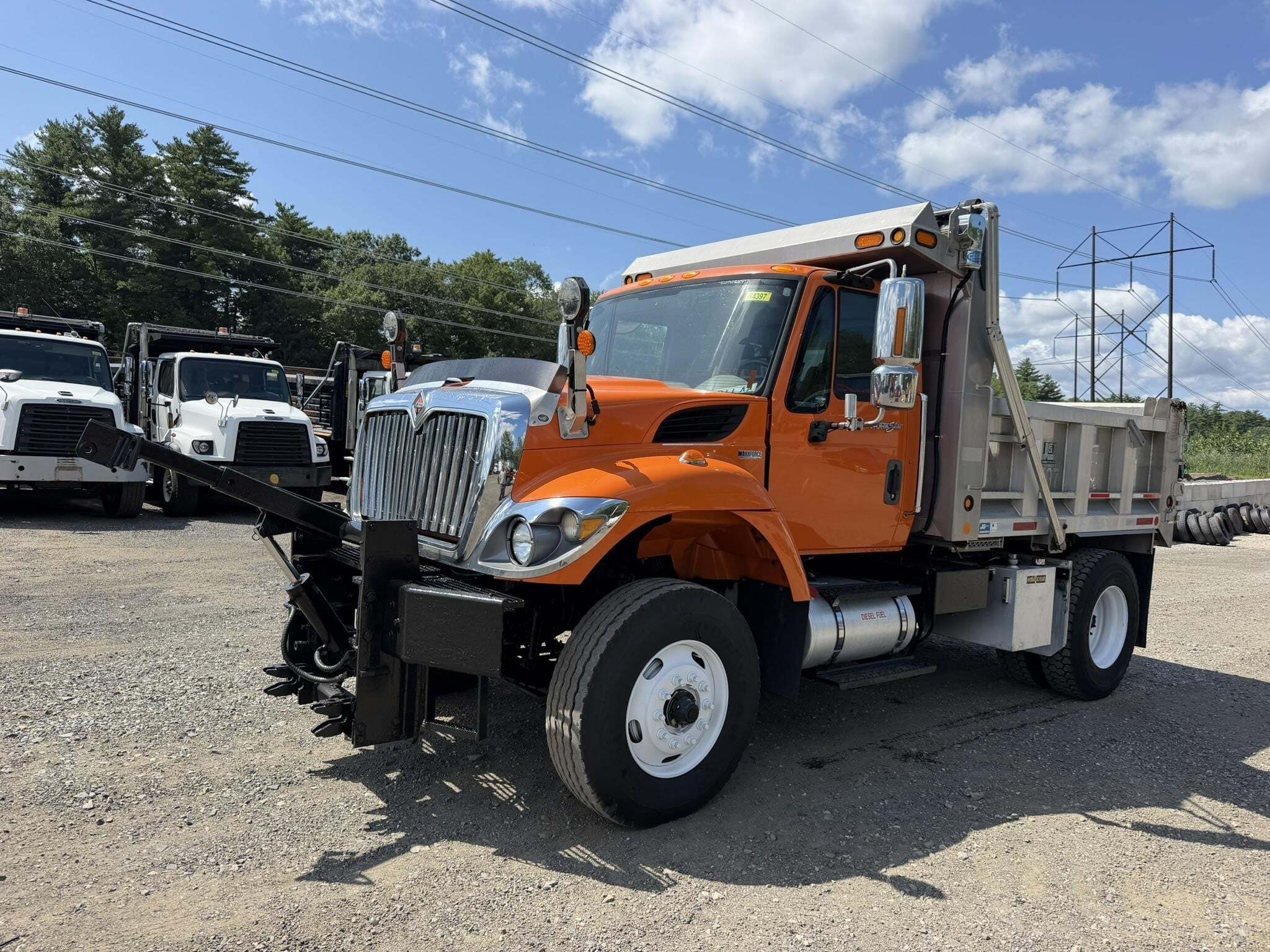 2013 INTERNATIONAL WORKSTAR 7400 in Seabrook, NH