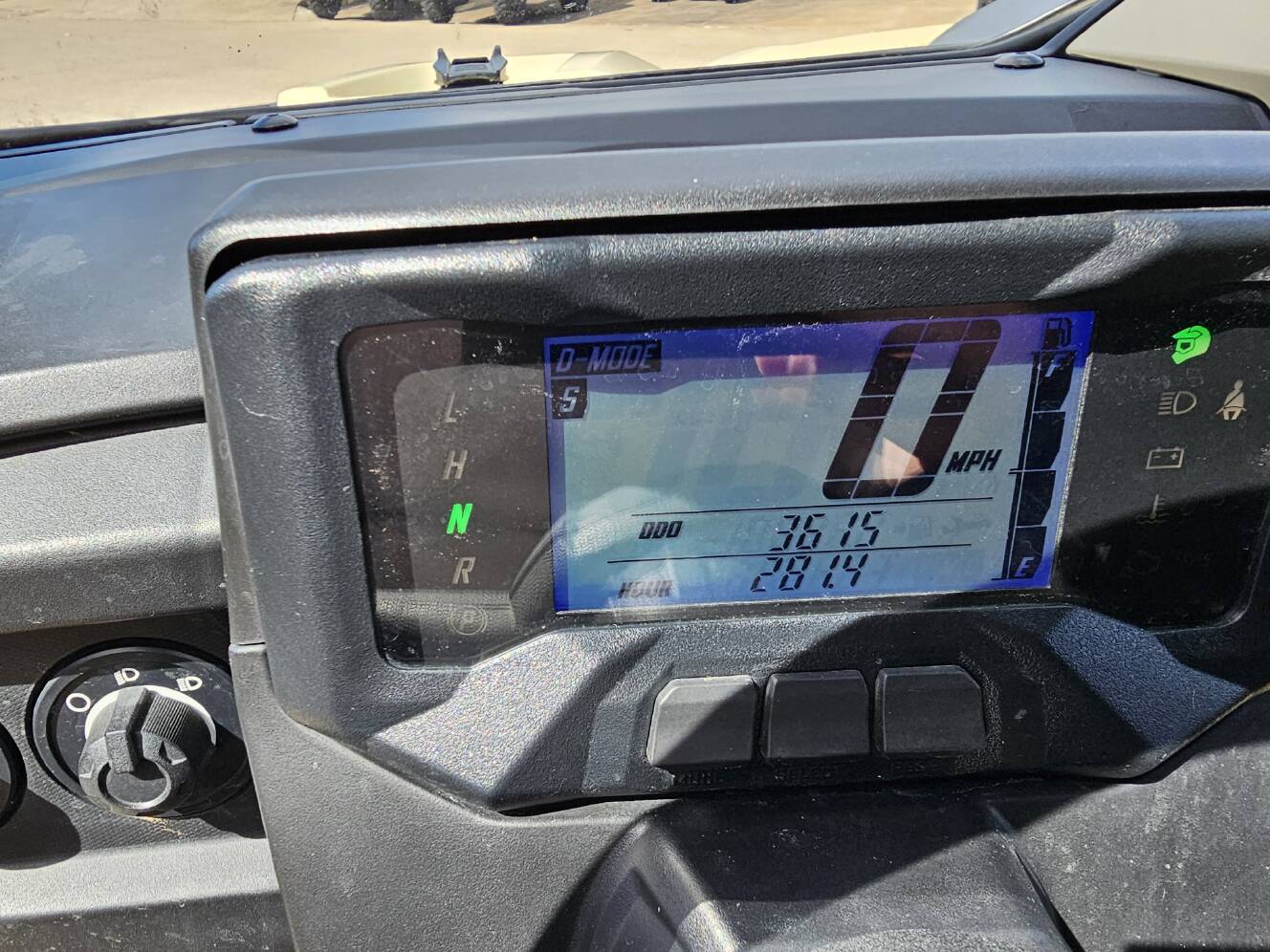 A photo of this 2023 Yamaha Wolverine RMAX2 1000 XT-R