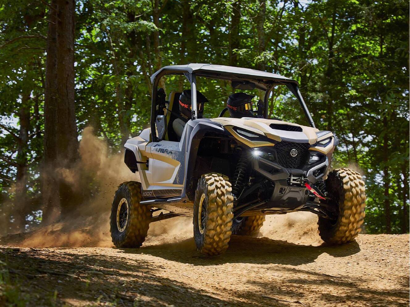 A photo of this 2023 Yamaha Wolverine RMAX2 1000 XT-R