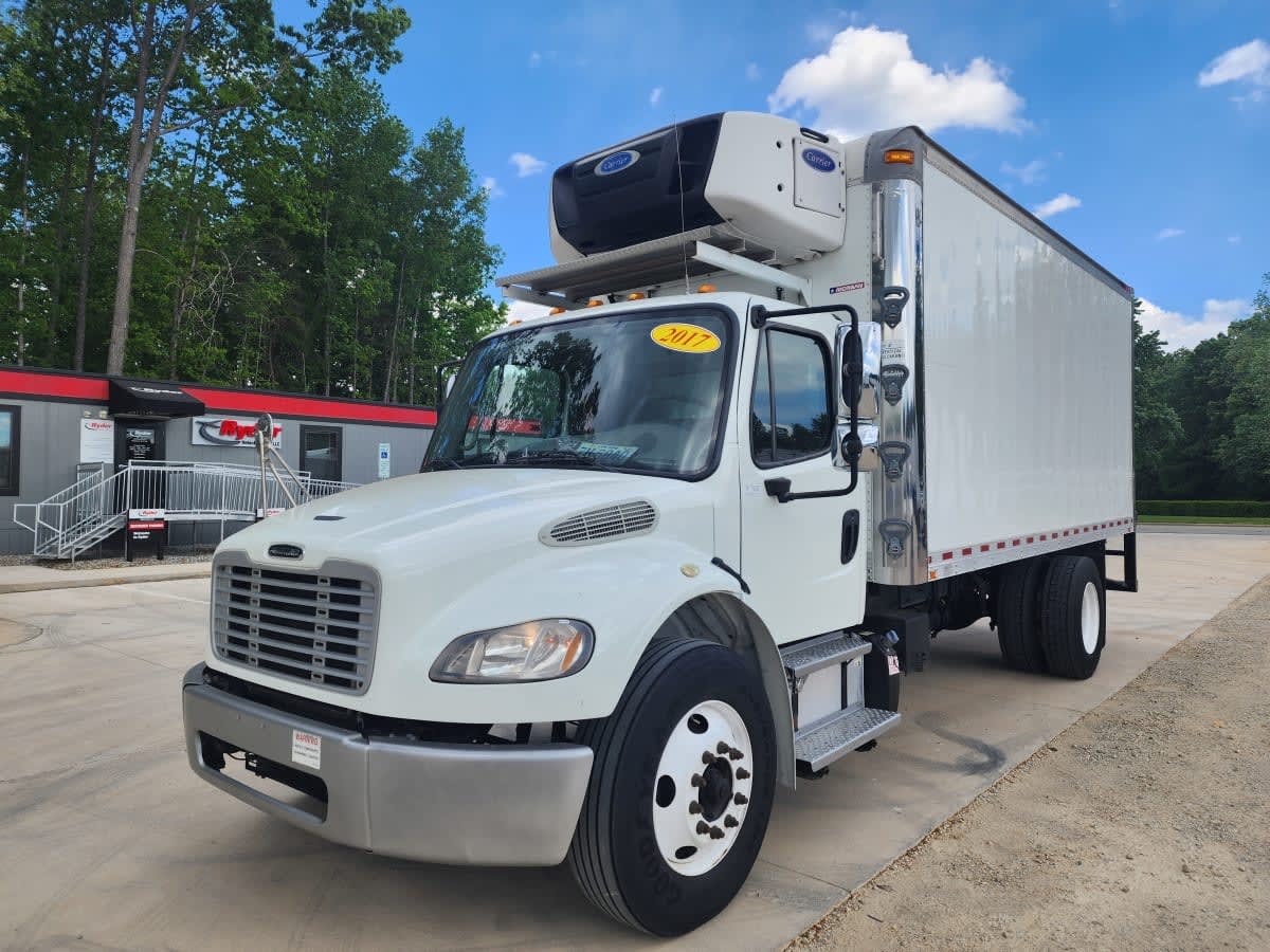 2017 FREIGHTLINER BUSINESS CLASS M2 106 in Greensboro, NC