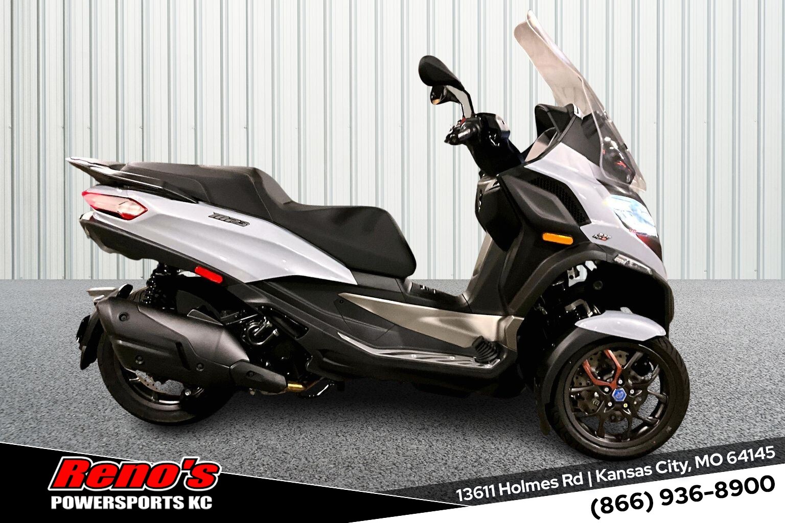 2027 Piaggio MP3 530 Exclusive 530 HPE EXCLUSIVE in Kansas City, MO