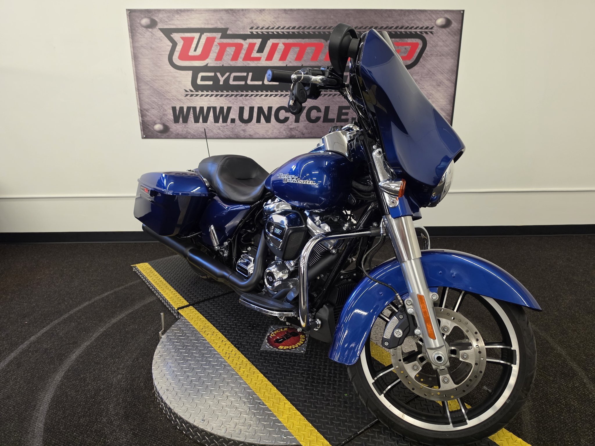 2017 Harley-Davidson Street Glide® Special SPECIAL in Tyrone, PA