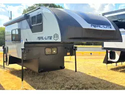 2027 Forest River Palomino Real Lite HS-1806