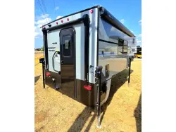 2027 Forest River Palomino Real Lite HS-1806