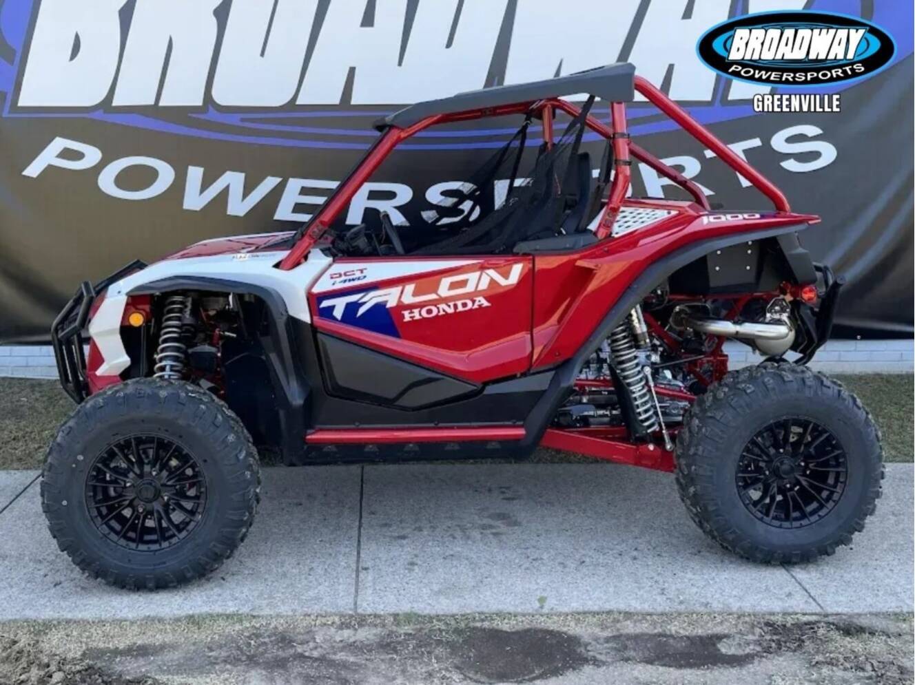 A photo of this 2026 Honda Talon 1000R FOX Live Valve