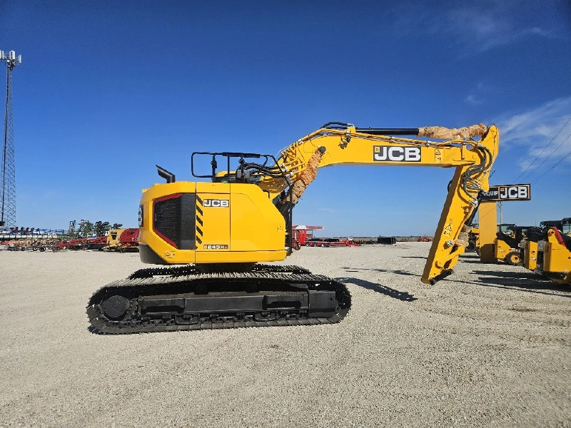 2025 JCB 245XR