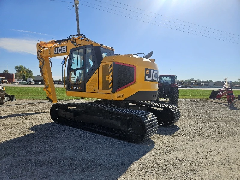 2025 JCB 245XR