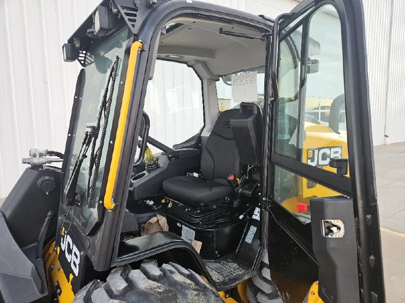 2026 JCB 300