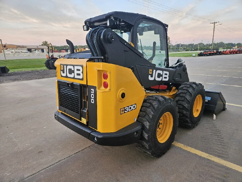 2026 JCB 300