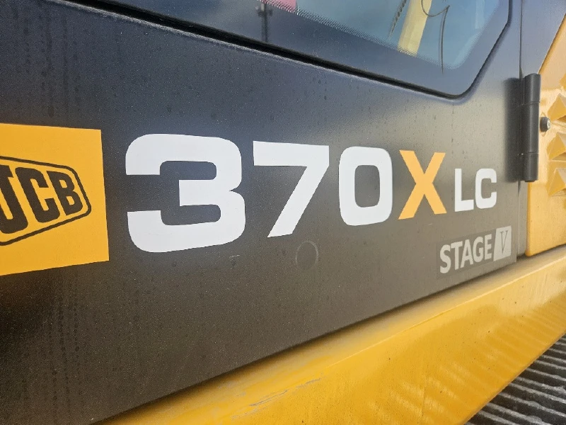 2026 JCB 370X