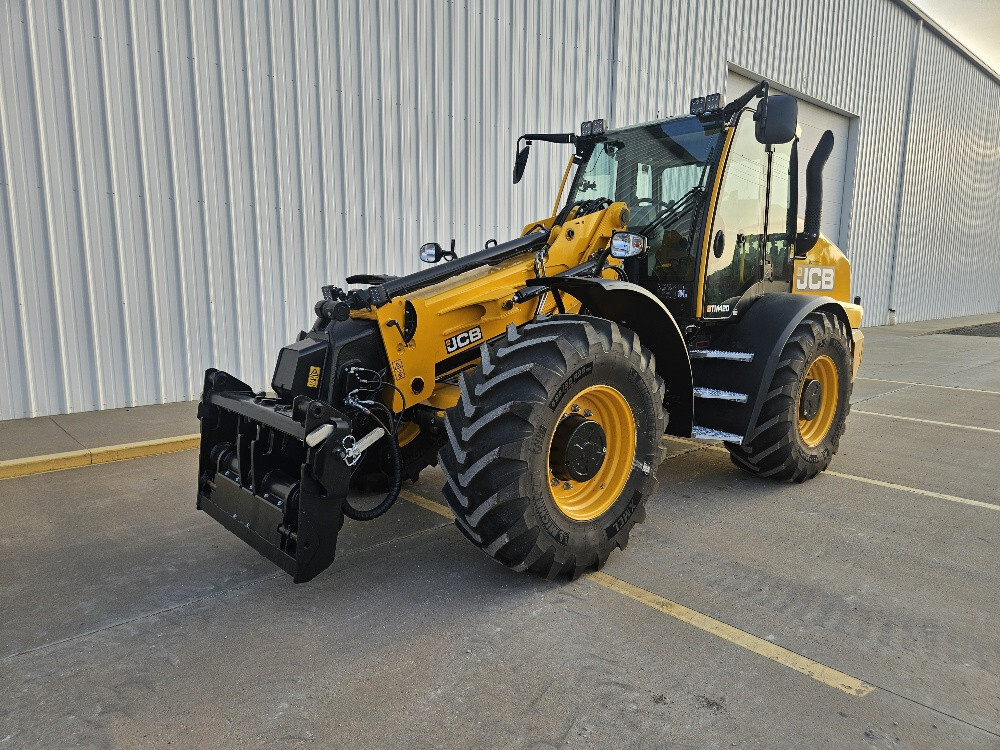 2026 JCB TM420 Agri